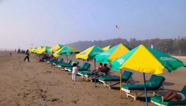 ঈদের টানা ছুটিতে পর্যটকের ঢল নামার অপেক্ষায় কক্সবাজার ঈদের টানা ছুটিতে পর্যটকের ঢল নামার অপেক্ষায় কক্সবাজার
