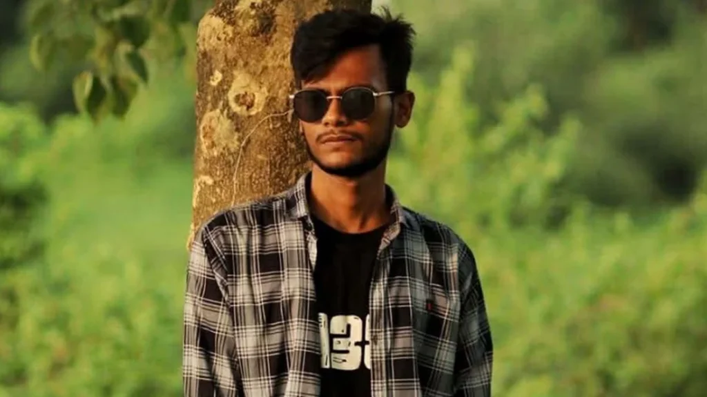জাবির শের-ই বাংলা হল থেকে প্রত্নতত্ত্বের শিক্ষার্থীর ঝুলন্ত মরদেহ উদ্ধার জাবির শের-ই বাংলা হল থেকে প্রত্নতত্ত্বের শিক্ষার্থীর ঝুলন্ত মরদেহ উদ্ধার