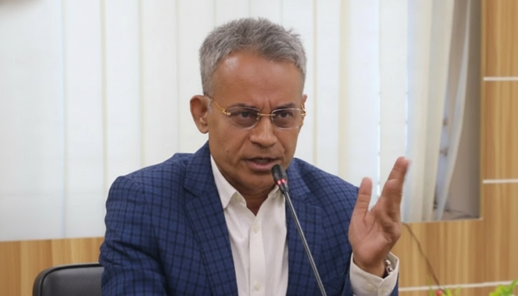 ফেরিতে বাস তোলার আগে যাত্রীদের নামানো বাধ্যতামূলক: নৌপরিবহন মন্ত্রী ফেরিতে বাস তোলার আগে যাত্রীদের নামানো বাধ্যতামূলক: নৌপরিবহন মন্ত্রী
