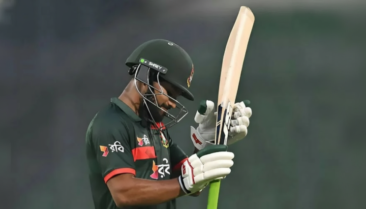 মিরপুরে বৃষ্টিতে খেলা বন্ধ, ২৭ রানে ৩ উইকেট হারিয়ে চাপে বাংলাদেশ মিরপুরে বৃষ্টিতে খেলা বন্ধ, ২৭ রানে ৩ উইকেট হারিয়ে চাপে বাংলাদেশ