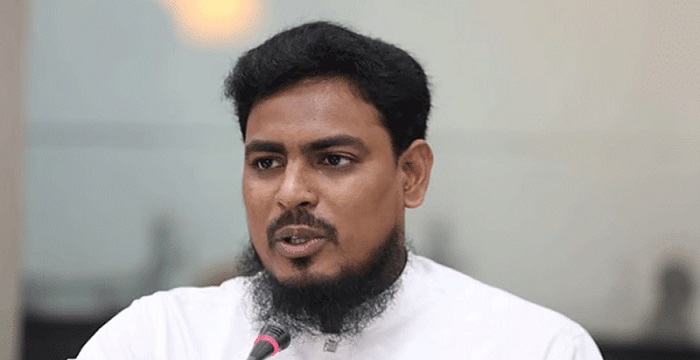 রাষ্ট্রপতিকে পদে বহাল রাখা সন্দেহজনক: আখতার হোসেন রাষ্ট্রপতিকে পদে বহাল রাখা সন্দেহজনক: আখতার হোসেন