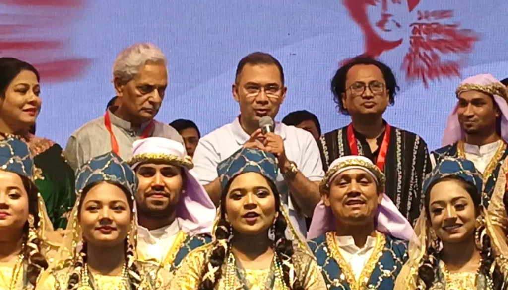 কবির স্মৃতিবিজড়িত মঞ্চে দাঁড়িয়ে আগামী এক বছরকে ‘নজরুল বর্ষ’ ঘোষণা করলেন প্রধানমন্ত্রী
