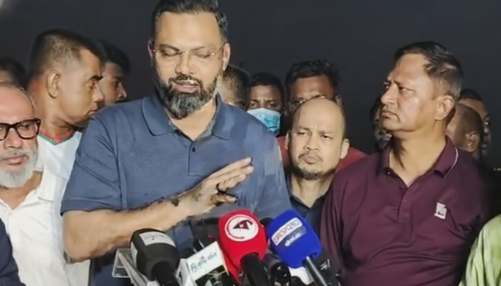 কালশী বস্তিতে ভয়াবহ অগ্নিকাণ্ড: ক্ষতিগ্রস্তদের পুনর্বাসনের আশ্বাস প্রতিমন্ত্রীর কালশী বস্তিতে ভয়াবহ অগ্নিকাণ্ড: ক্ষতিগ্রস্তদের পুনর্বাসনের আশ্বাস প্রতিমন্ত্রীর