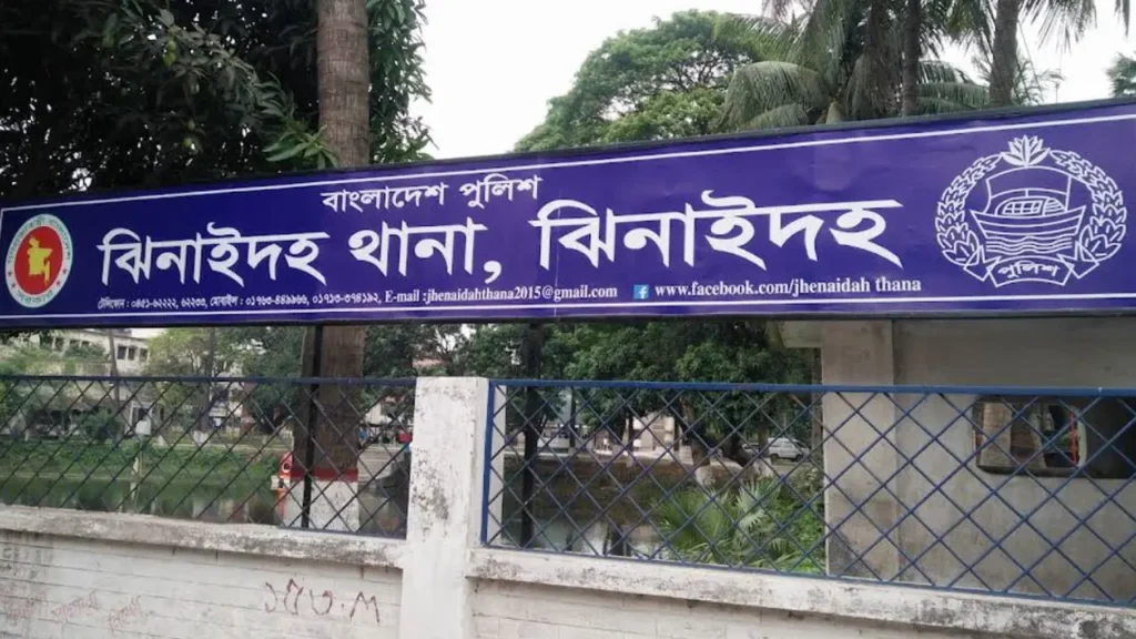 ঝিনাইদহে ৭ বছরের শিশুকে ধর্ষণচেষ্টার অভিযোগ, গণপিটুনিতে রিকশাচালকের মর্মান্তিক মৃত্যু ঝিনাইদহে ৭ বছরের শিশুকে ধর্ষণচেষ্টার অভিযোগ, গণপিটুনিতে রিকশাচালকের মর্মান্তিক মৃত্যু