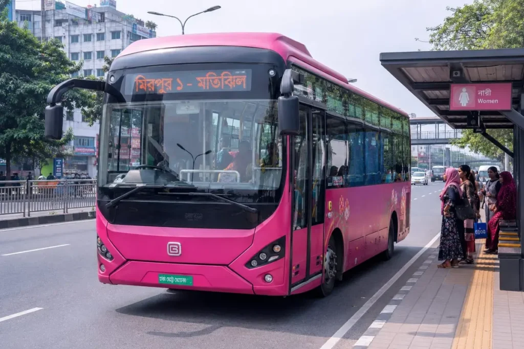 নারী কর্মীদের জন্য পিঙ্ক বাস সার্ভিস চালুর ঘোষণা অর্থমন্ত্রীর নারী কর্মীদের জন্য পিঙ্ক বাস সার্ভিস চালুর ঘোষণা অর্থমন্ত্রীর