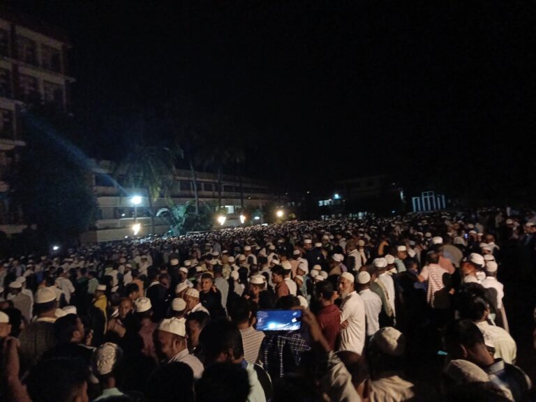 চট্রগ্রামে ভয়াবহ সড়ক দূর্ঘটনায় নিহত ঈদগাঁওয়ের চারজনের দাফন সম্পন্ন