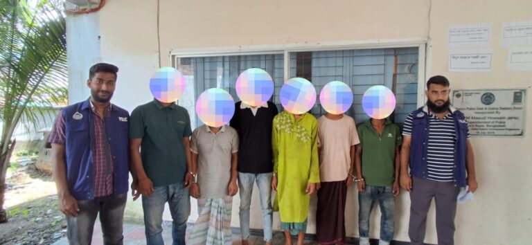 কক্সবাজার সদর থানা পুলিশের অভিযানে গ্রেপ্তার ১০