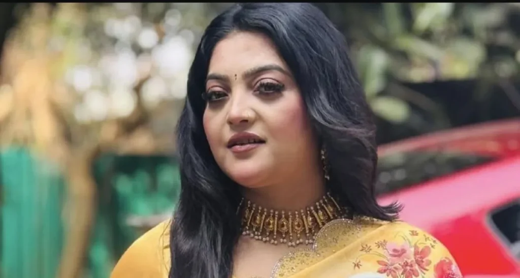 বাবার আকস্মিক প্রয়াণে ভেঙে পড়েছেন গায়িকা সালমা, সংগীতাঙ্গনে গভীর শোক বাবার আকস্মিক প্রয়াণে ভেঙে পড়েছেন গায়িকা সালমা, সংগীতাঙ্গনে গভীর শোক