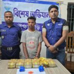 নাইক্ষ্যংছড়িতে টমটমের গোপন কুঠুরিতে ৬০ হাজার ইয়াবা, আটক ১