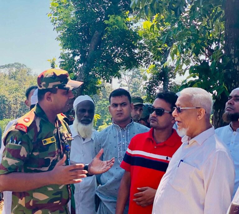 টেকনাফে সেনাবাহিনীর নতুন ক্যাম্প স্থাপনের উদ্যোগ, স্থান পরিদর্শনে এমপি