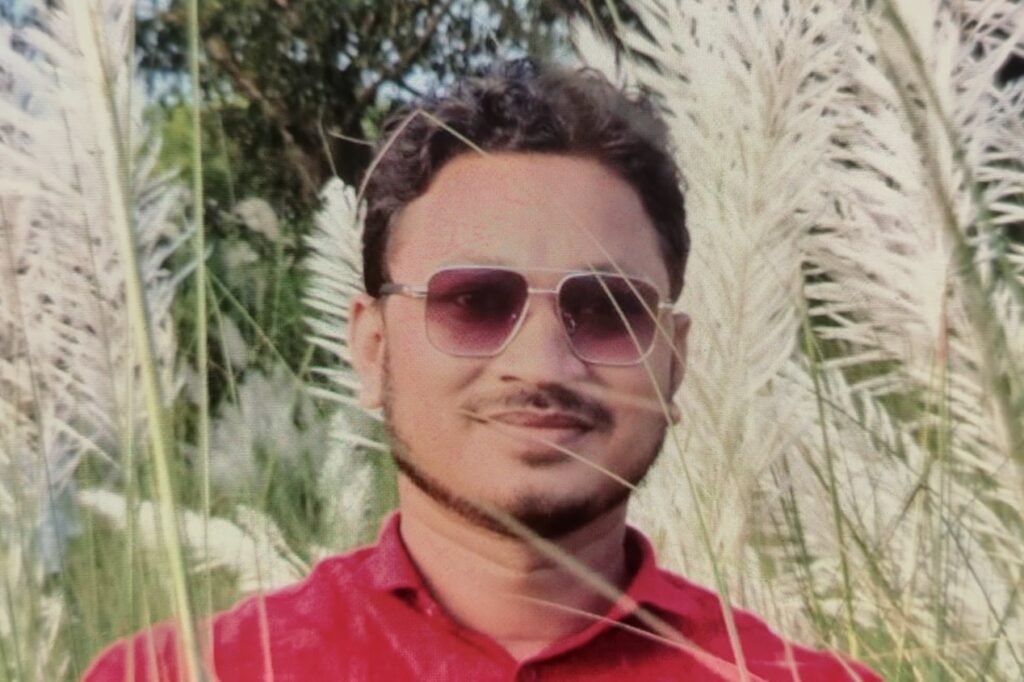 উখিয়া ভূমি অফিসে নাজিরের ‘নজরানা’ ছাড়া কি মেলে সেবা? উখিয়া ভূমি অফিসে নাজিরের ‘নজরানা’ ছাড়া কি মেলে সেবা?