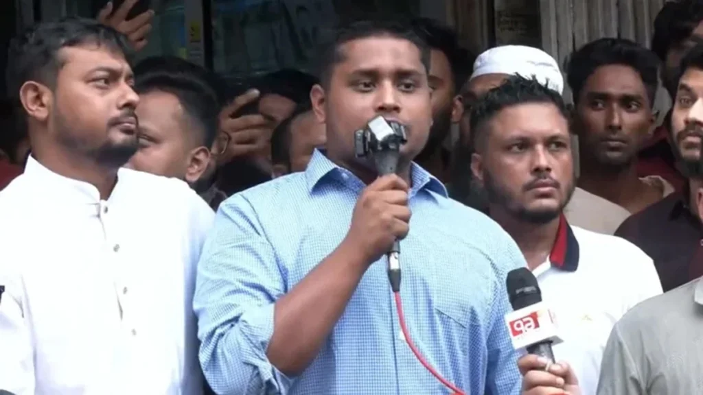 আইজিপির মন্তব্য প্রত্যাহার ও ক্ষমার দাবি এনসিপির, বিএনপির কঠোর সমালোচনা হাসনাত আবদুল্লাহর