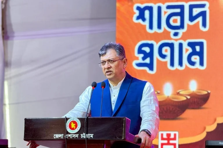 কাউকে ‘সংখ্যালঘু’ হিসেবে দেখার সুযোগ নেই, সবাই এ দেশের গর্বিত নাগরিক: সালাহউদ্দিন আহমদ