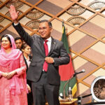 টোকিওর মতবিনিময় সভায় সমৃদ্ধ বাংলাদেশ গড়ার রোডম্যাপ তুলে ধরলেন প্রধানমন্ত্রী তারেক রহমান টোকিওর মতবিনিময় সভায় সমৃদ্ধ বাংলাদেশ গড়ার রোডম্যাপ তুলে ধরলেন প্রধানমন্ত্রী তারেক রহমান
