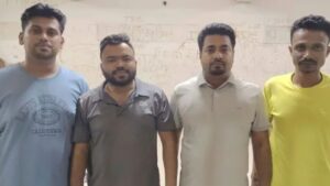 ঢাকার মেসে আত্মগোপনে থেকে মিছিলের ছক: নিষিদ্ধ ছাত্রলীগ ও স্বেচ্ছাসেবক লীগের ৪ নেতা গ্রেপ্তার