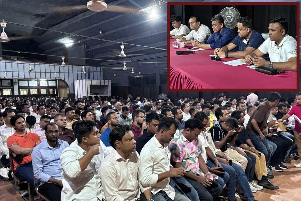 ঢাবির টিএসসিতে ছাত্রদলের কেন্দ্রীয় সংসদের সাধারণ সভা অনুষ্ঠিত