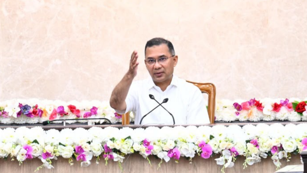 তরুণদের হাত ধরেই গড়ে উঠবে সবার জন্য বাংলাদেশ: প্রধানমন্ত্রী তারেক রহমান তরুণদের হাত ধরেই গড়ে উঠবে সবার জন্য বাংলাদেশ: প্রধানমন্ত্রী তারেক রহমান