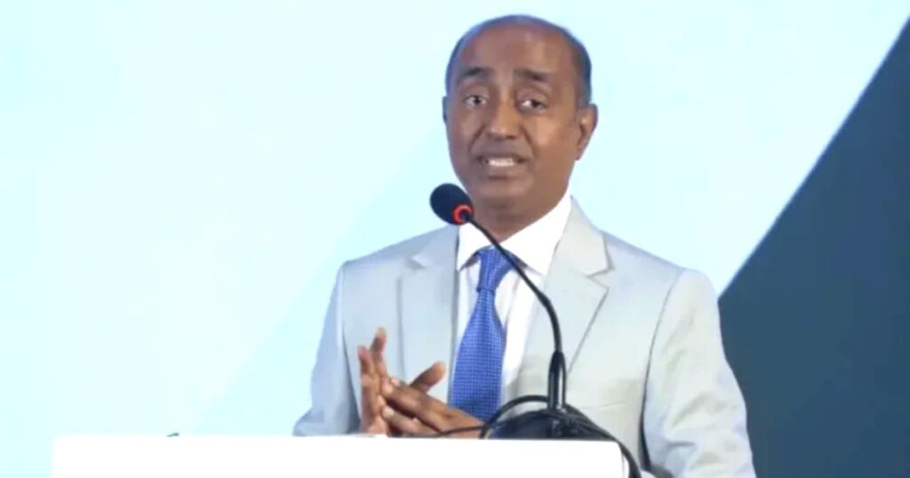 প্রবাসীদের কস্টার্জিত অর্থ ও সম্পত্তি রক্ষায় বিভাগীয় পর্যায়ে ‘বিশেষ আদালত’! আইনমন্ত্রীর নজিরবিহীন ঘোষণা প্রবাসীদের কস্টার্জিত অর্থ ও সম্পত্তি রক্ষায় বিভাগীয় পর্যায়ে ‘বিশেষ আদালত’! আইনমন্ত্রীর নজিরবিহীন ঘোষণা