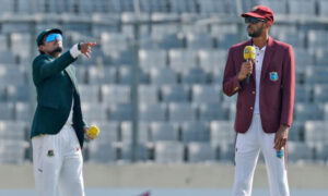 মিরপুরে টেস্টে টস জিতে ব্যাটিংয়ে বাংলাদেশ: ছিটকে গেলেন মুশফিক, অভিষেক হৃদয়ের