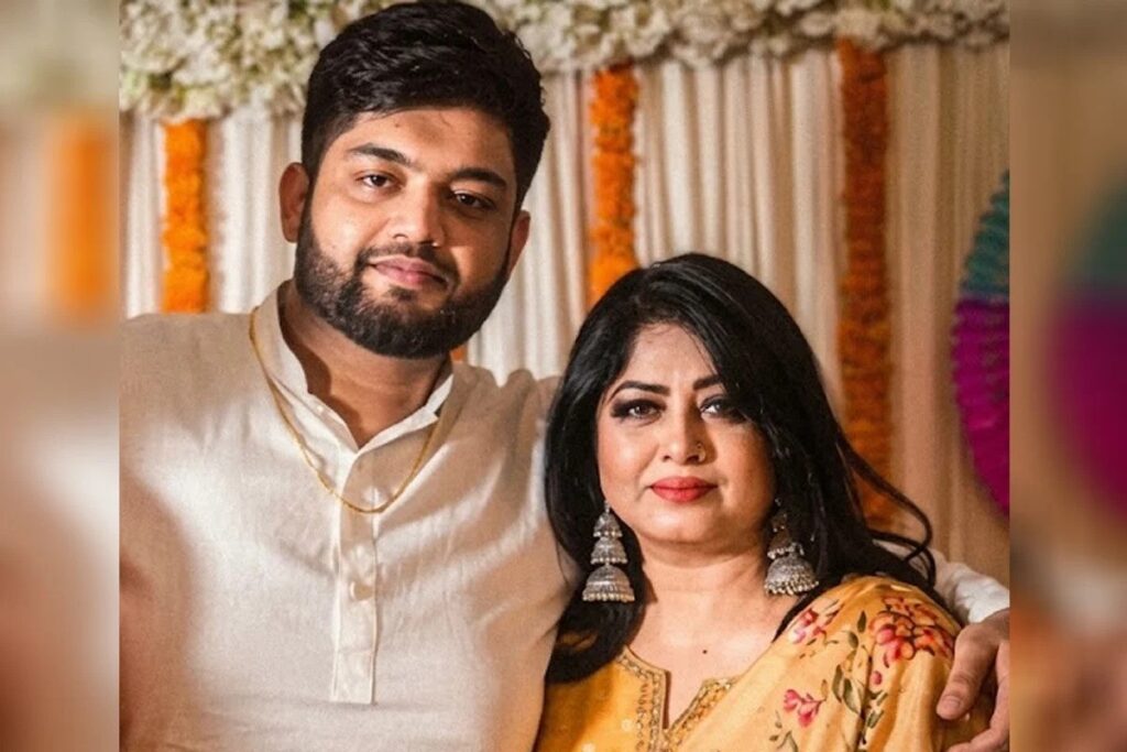 মৌসুমীকে নিয়ে অপপ্রচারের অভিযোগ, ২৪ ঘণ্টার সময় দিলেন ছেলে ফারদিন