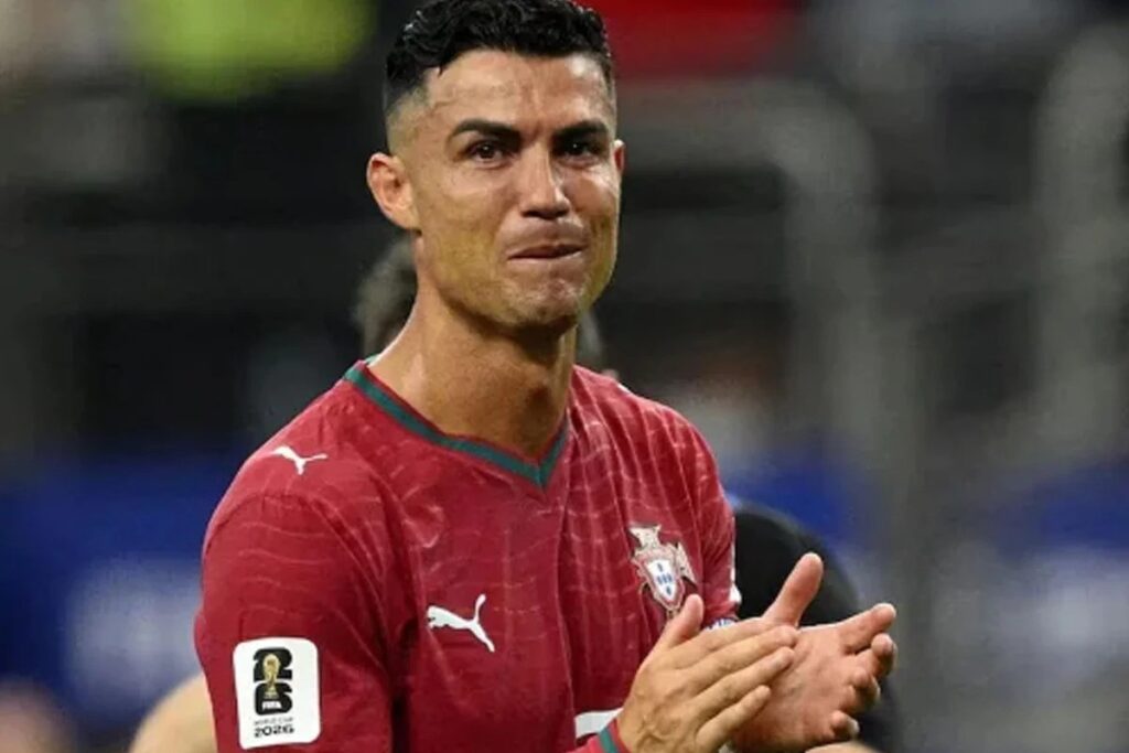রোনালদো বললেন, কথা না রাখায় পর্তুগাল ক্যাম্প ছেড়েছিলেন রোনালদো বললেন, কথা না রাখায় পর্তুগাল ক্যাম্প ছেড়েছিলেন