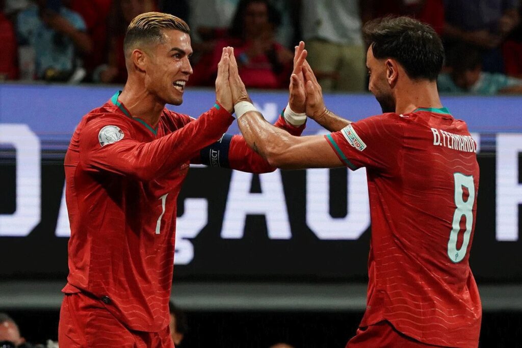 রোনালদোর পাশে দাঁড়ালেন ব্রুনো, ‘তিনি পর্তুগালের সর্বশ্রেষ্ঠ আইকন’