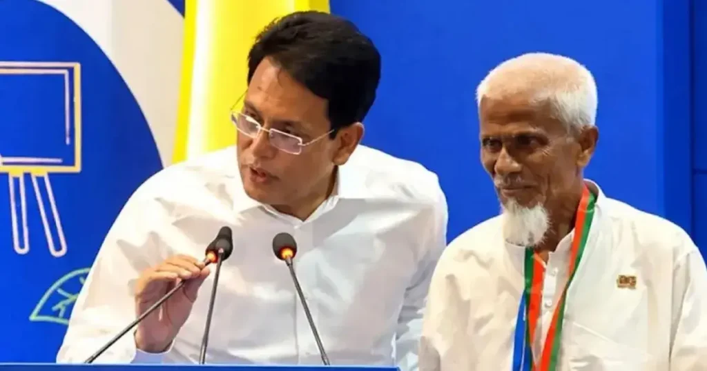 ৫ দশক ধরে ১ টাকায় শিক্ষার আলো: জাতীয় ‘গুণী শিক্ষক সম্মাননা’ পেলেন গাইবান্ধার লুৎফুর রহমান